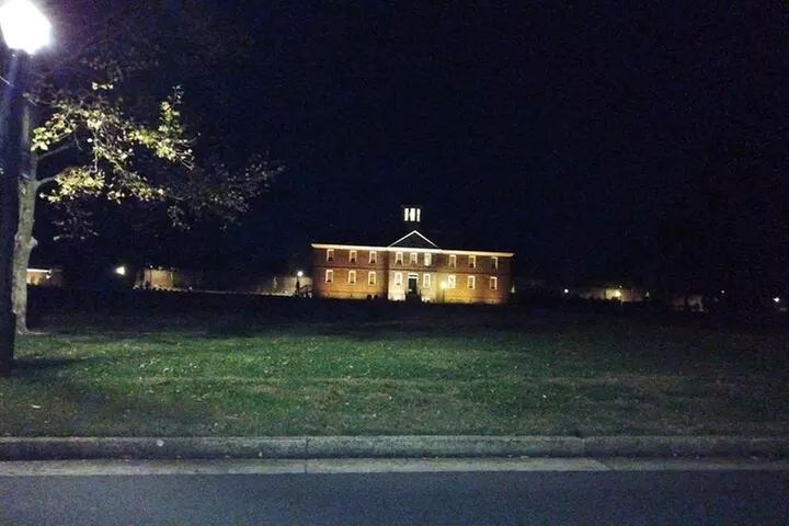 Williamsburg Ghosts, Witches and Pirates Tour