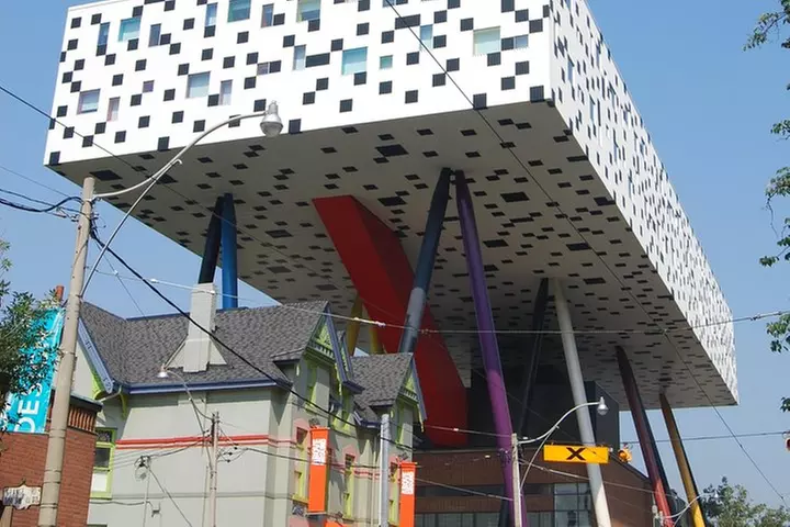 Kensington Market and Chinatown: A Self-Guided Tour