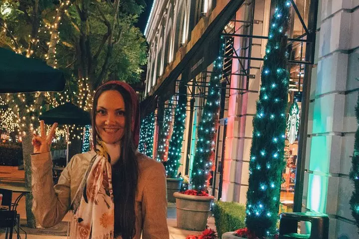 Christmas Market in Americana or Charming Old Pasadena - Private Photo Tour - Primary Image