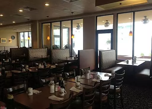 5% Cash Back at Sunnyside Cafe & Restaurant
