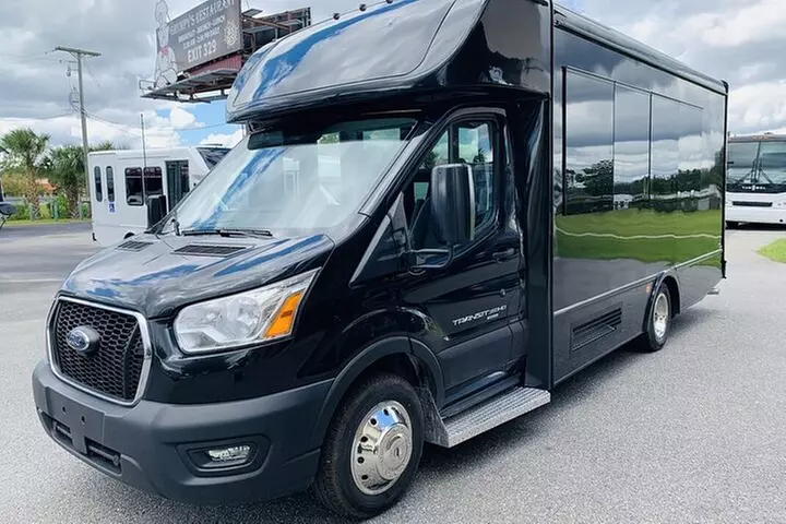 Badlands Premium Van Tour - Public - Primary Image