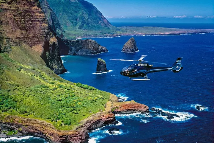 Waterfalls of West Maui and Molokai Helicopter Tour