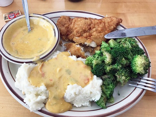 5% Cash Back at Christy Mae's Restaurant