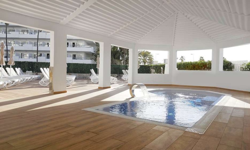 Image 41: ✈ GRAN CANARIA | Playa del Ingles - Hotel Servatur Waikiki 3* - Śni...