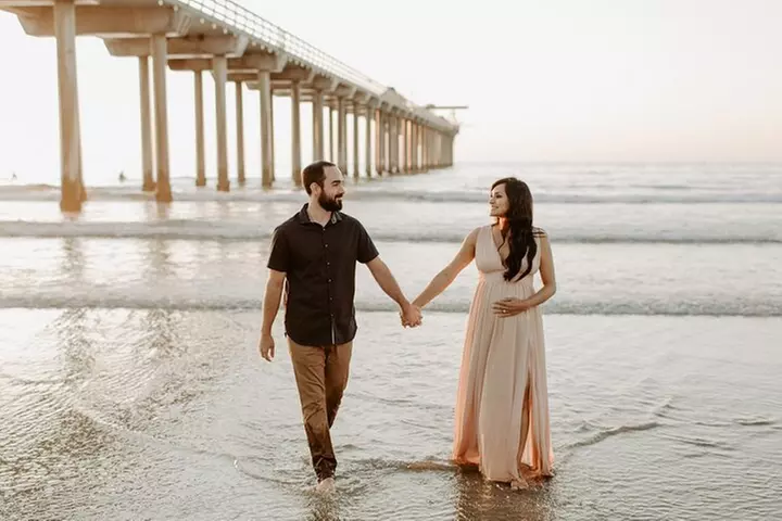 30 Minute Private Vacation Photography Session with Local Photographer in San Diego - Primary Image