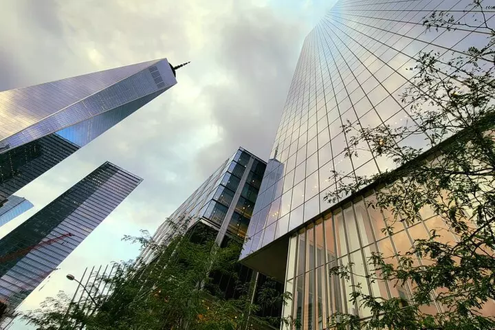9/11 Memorial at World Trade Center and Financial District Walking ...