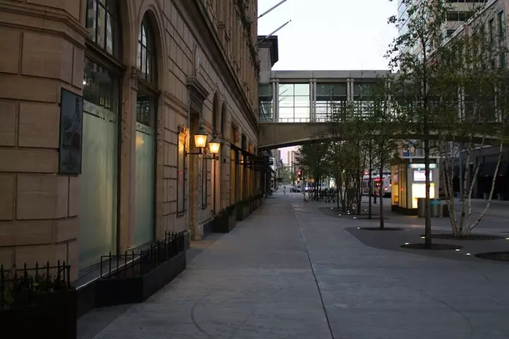 In the Footsteps of Prince: A Self-Guided Audio Tour of Downtown Mi...