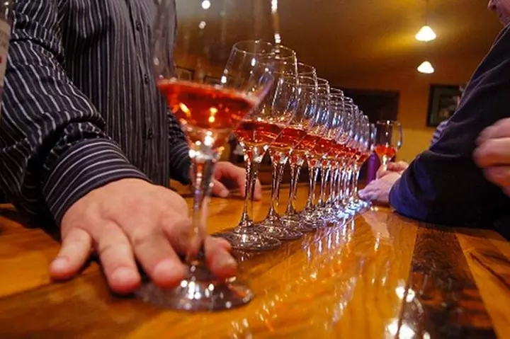 San Francisco: Guided Tour of Coastal Redwoods & Wine Country