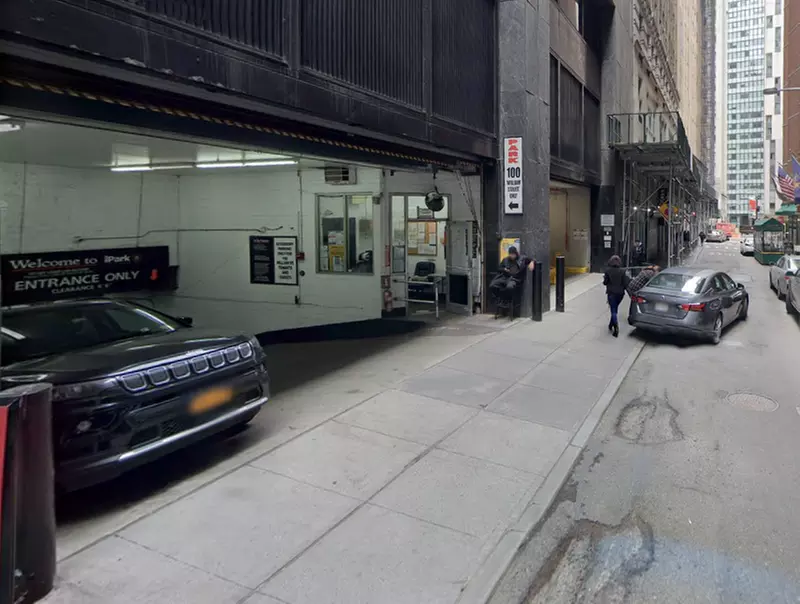 Parking at iPark - 100 William Garage Corp. - Primary Image