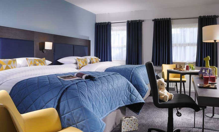 Image 4: ✈ IRLANDE | Dublin - Temple Bar hotel & histoire des Pubs Irlandais...