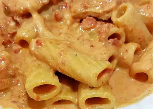 5% Cash Back at La Strada Pizza and Pasta