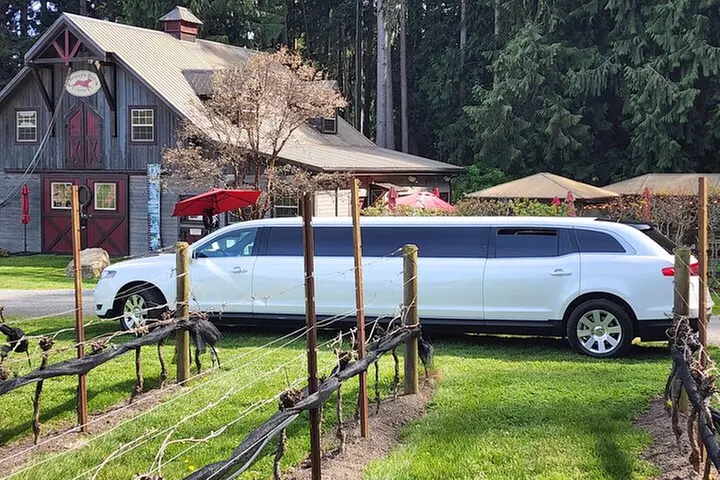 Private Tour of Whidbey Island, Washington (7 Hours) - Primary Image
