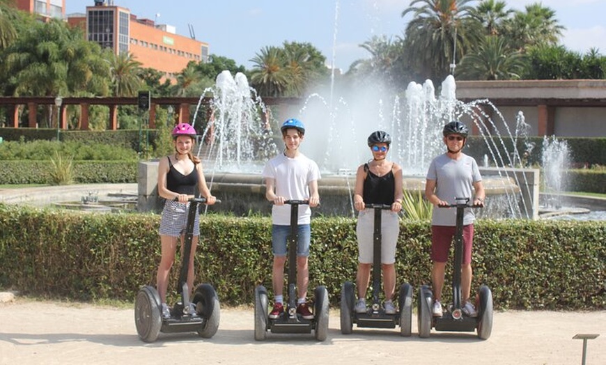 Image 6: Recorrido en Segway por Cabecera.