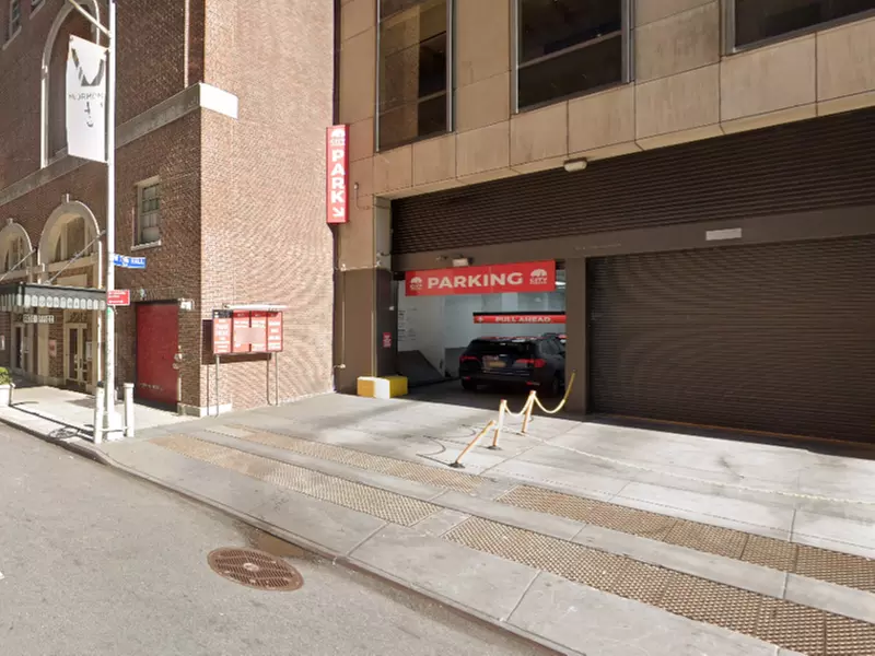 Parking at City Parking - 1133 6th Avenue Garage LLC