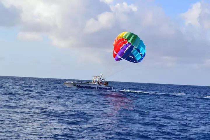 Hawaiian Parasail Since 1977
