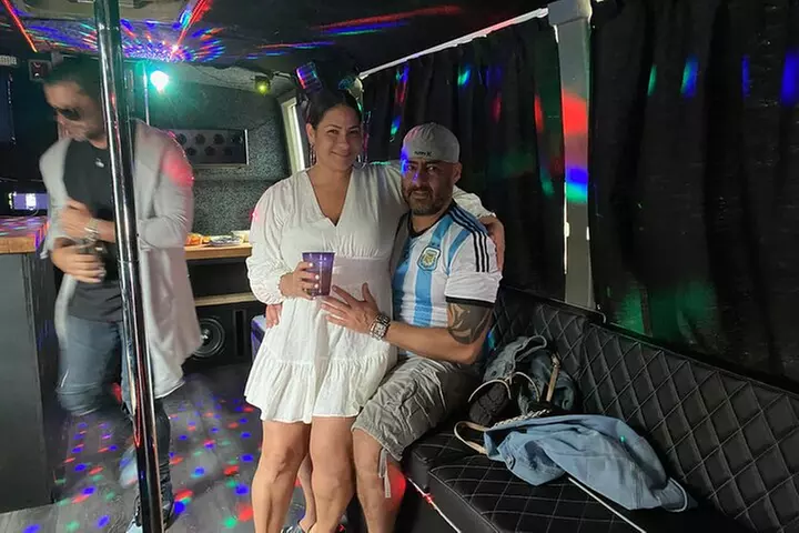 Miami Party Bus Tour: Wynwood, Brickell & Little Havana