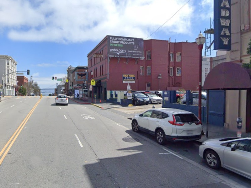 Parking at 425 Broadway Lot