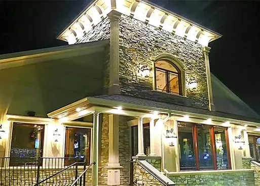 5% Cash Back at The Laughing Fox Tavern