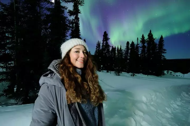 Best Northern Lights Aurora Adventure FREE Portraits & Hot Pizza