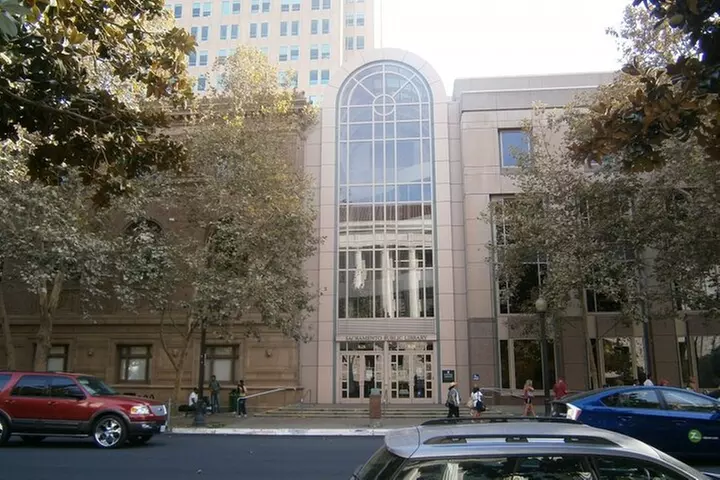 Self-Guided Scavenger Hunt: Sacramento Memento