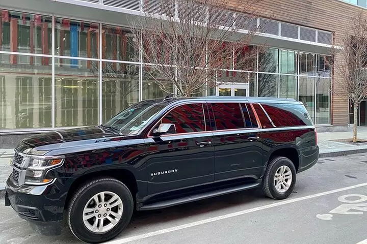 Limo Private Transfer Logan International Airport to Boston