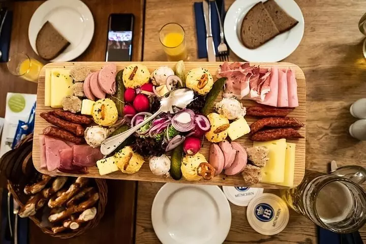 Abendtour durch München mit Bier und Essen