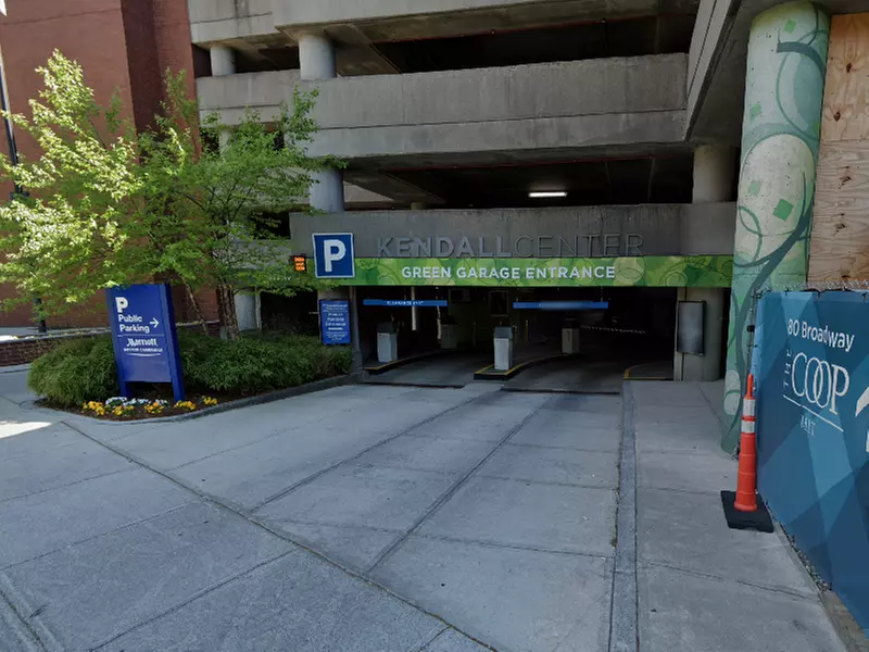 Parking at Kendall Center Green Garage - Second Medium