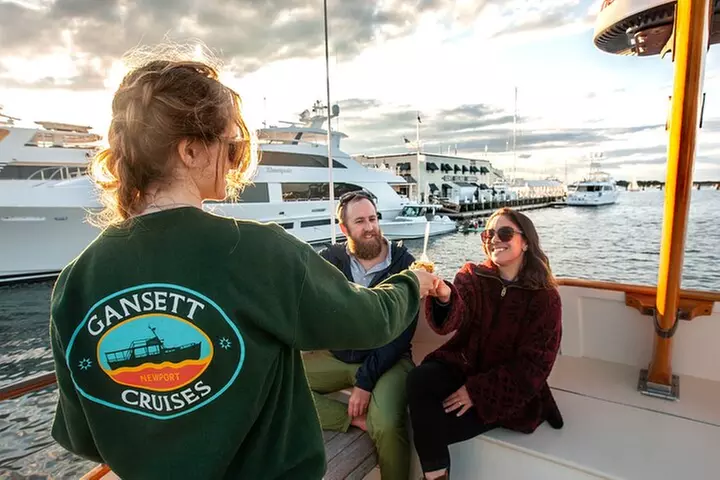 1 Hour Afternoon Tour of Newport Harbor and Narragansett Bay
