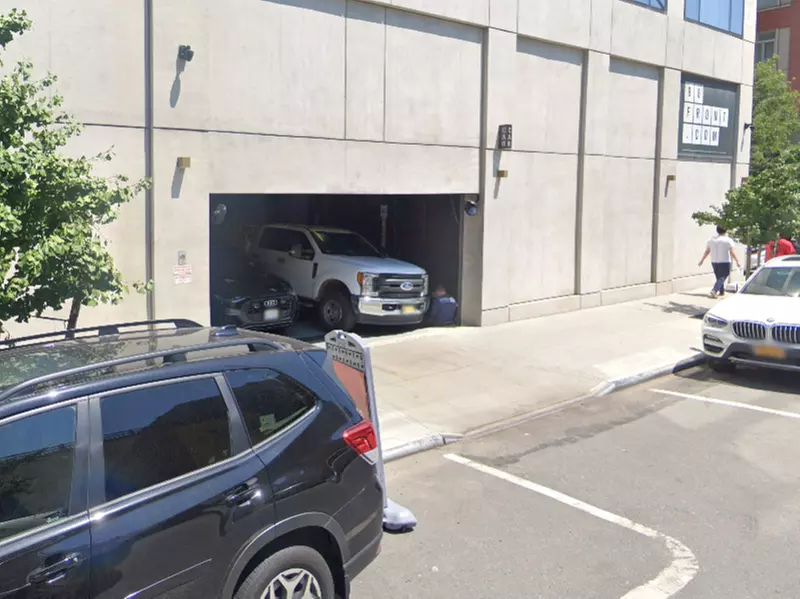 Parking at 98 Front St. Garage - P5602 - Second Medium