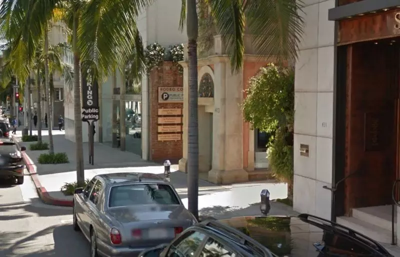 Parking at 421 N. Rodeo Dr. Garage - Valet - Primary Image