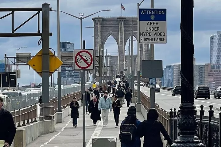 6 hour Bus tour and 1 hour Boat Ride by the Statue of Liberty