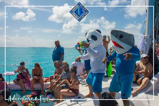 Luxury Catamaran tour to isla mujeres with transportation from Tulum - Primary Image