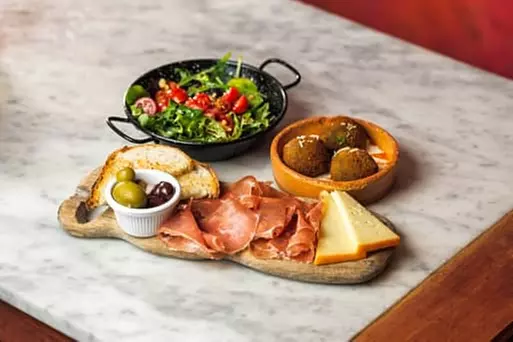 5% Cash Back at Pil Pil Spanish Tapas Wine Bar