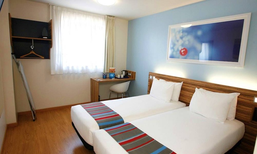 Image 18: ✈ HISZPANIA | Barcelona - Travelodge Barcelona Poblenou 1* - City b...