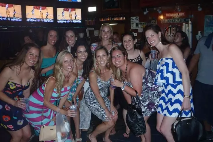 Original Key West Pub Crawl: The Best Bars with Free T-Shirt
