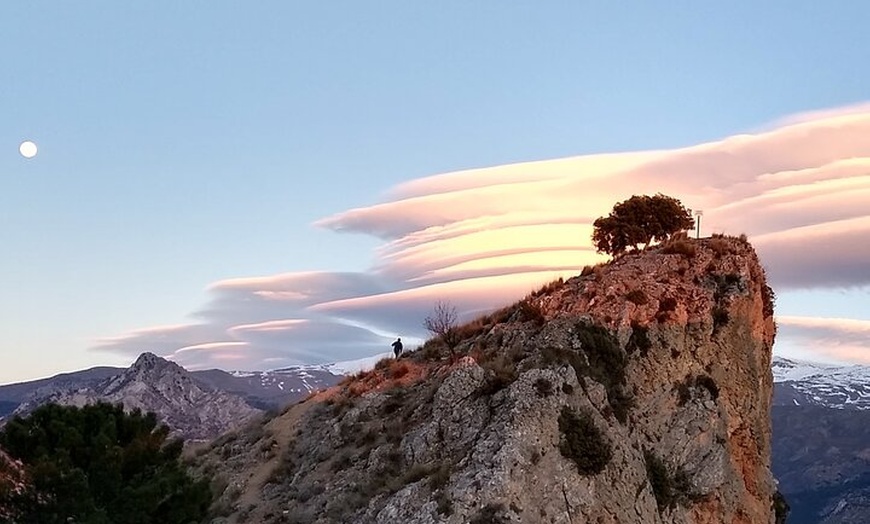 Image 28: NUEVO:Sunset Hike & Summit Sierra Nevada - Tour privado con cachorro