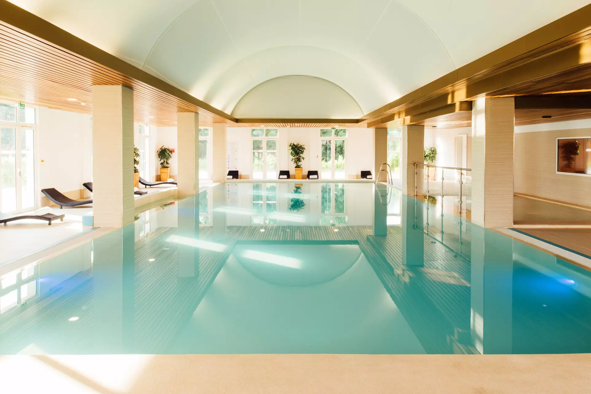 ✈ ÎLE-DE-FRANCE | Magny-Le-Hongre - Grand Magic Hotel 4*, 1 Nacht -...