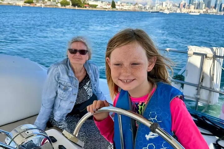 2.5-Hour Small-Group Catamaran Sailing Adventure with Drinks