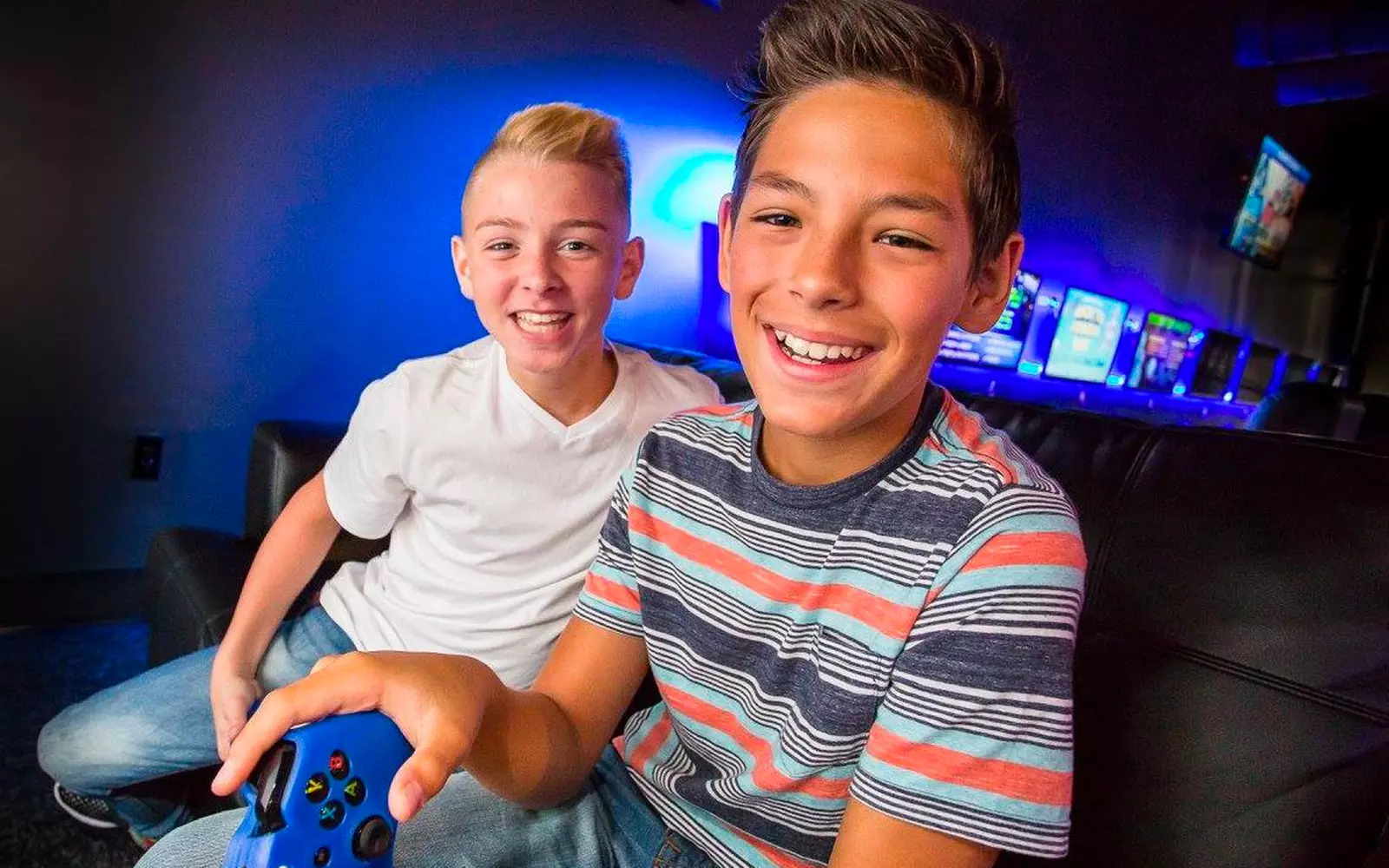 $15.00 for 5 hours of play time sessions for one (30.00 reg.) - Second Medium