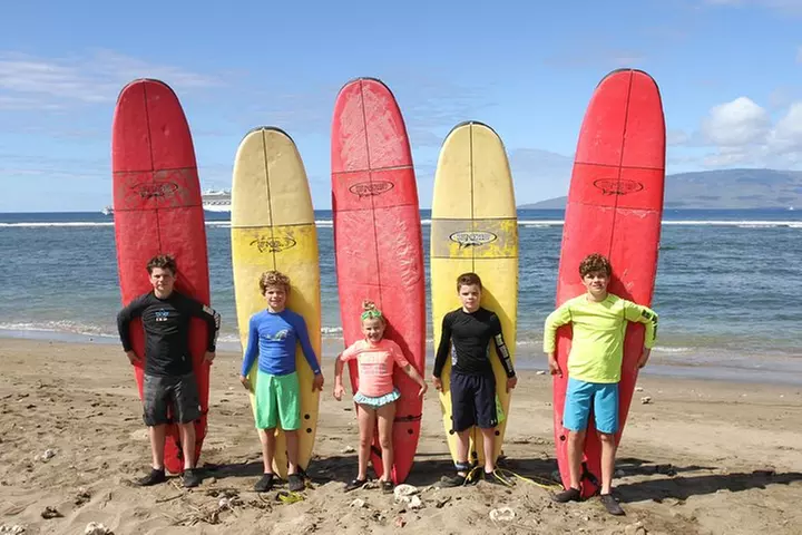 Semi-Private Surf Lesson - 3 Students 1 Instructor - Primary Image