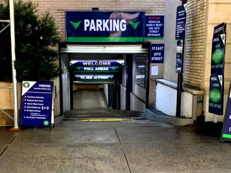 Parking at Centerpark - 80 Park Ave. Garage