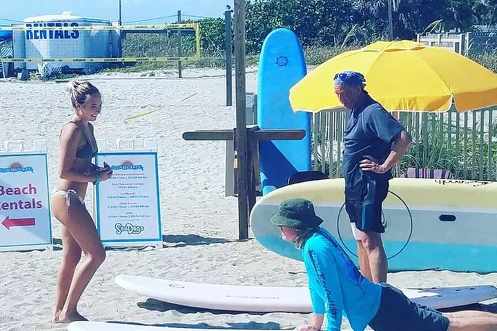 One Hour Surf Lesson with Experienced Instructor