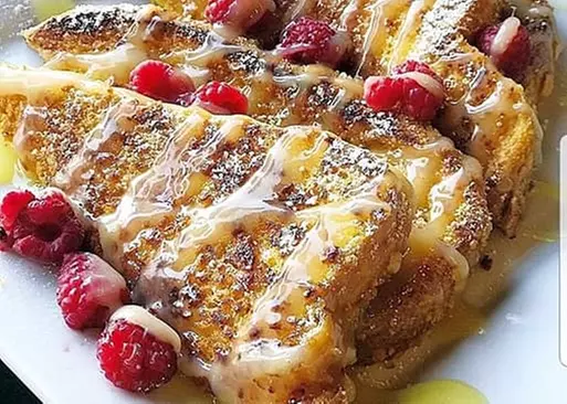 5% Cash Back at Myke's Cafe