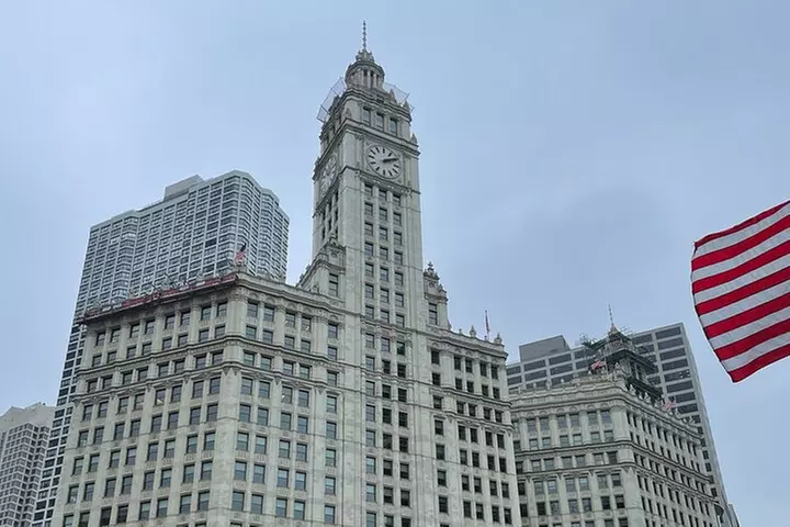 The Loop, River North and Chicago's Theater District: A Self-Guided...
