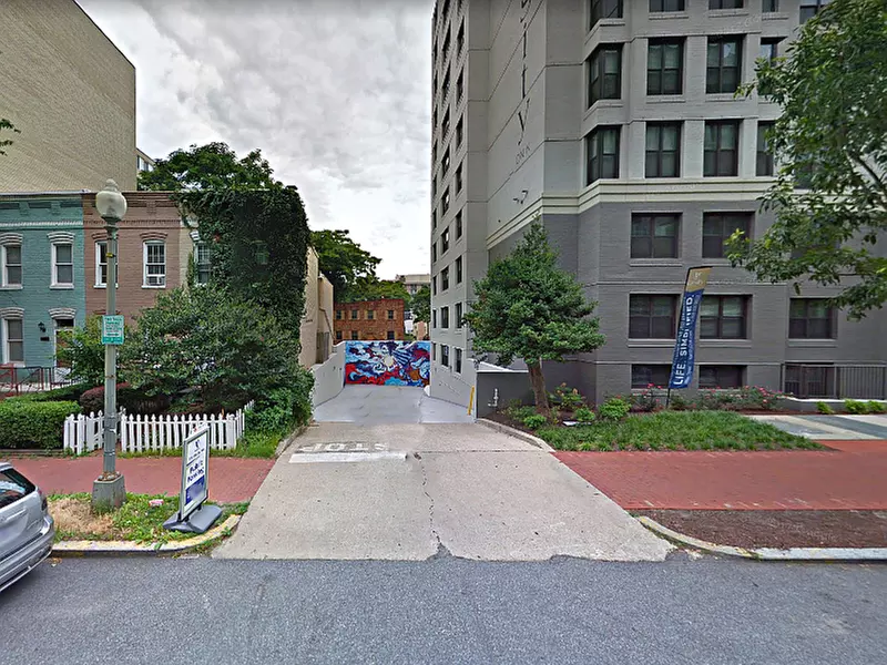 Parking at The Varsity on K Garage - Valet Assist