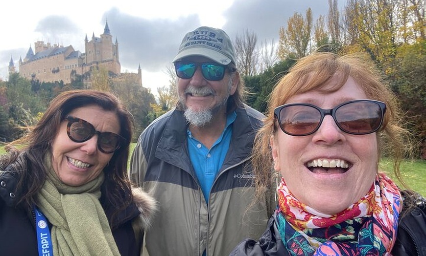 Image 2: Excursión privada a pie por Segovia 3 horas con entradas incluidas