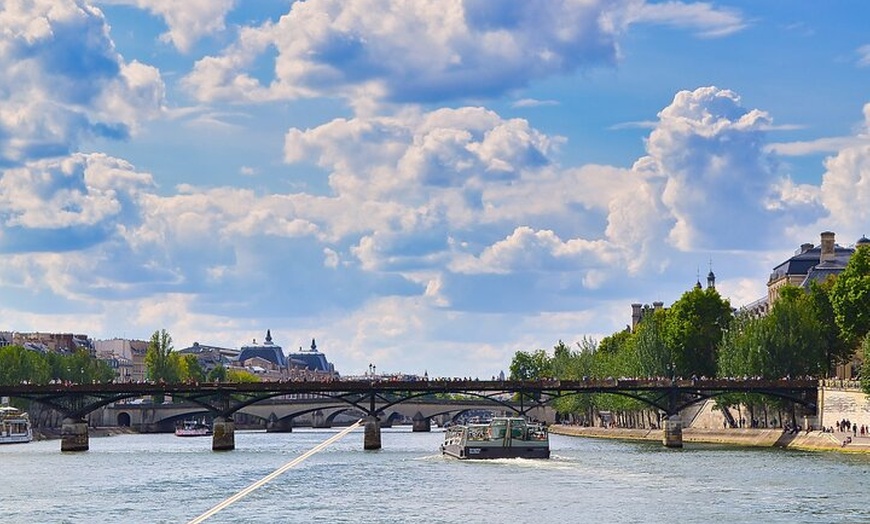 Image 16: Croisière sur la Seine et dégustation de crêpe près de la tour Eiffel