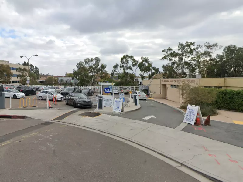 Parking at First Unitarian Universalist Church Lot - Primary Image