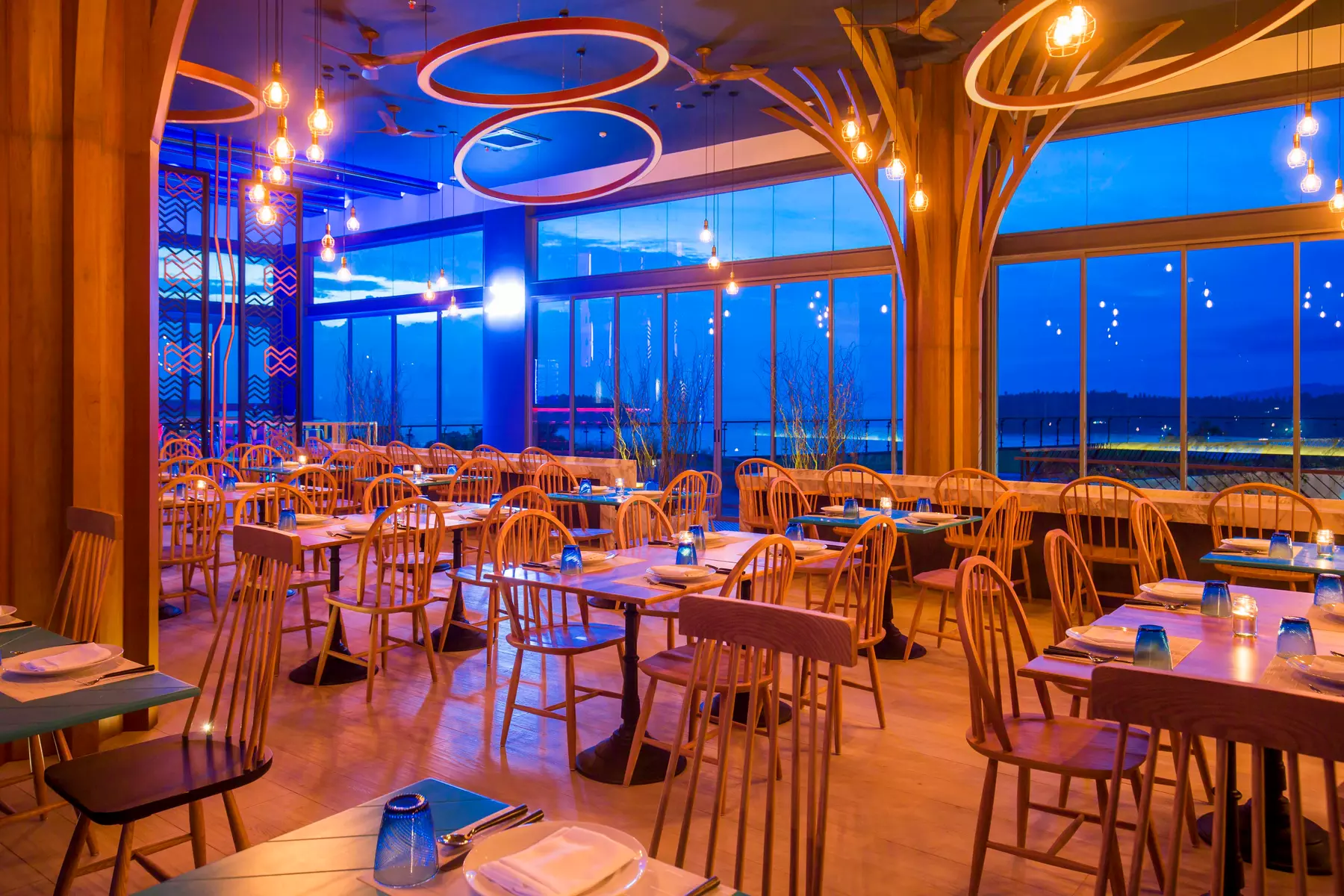 ✈ SÜDTHAILAND | Phuket - The SIS Kata - Adult Only 4*, 5 Nächte - Spa