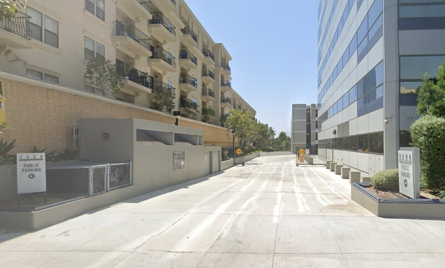 Image 2: Parking at Garland Center Garage
